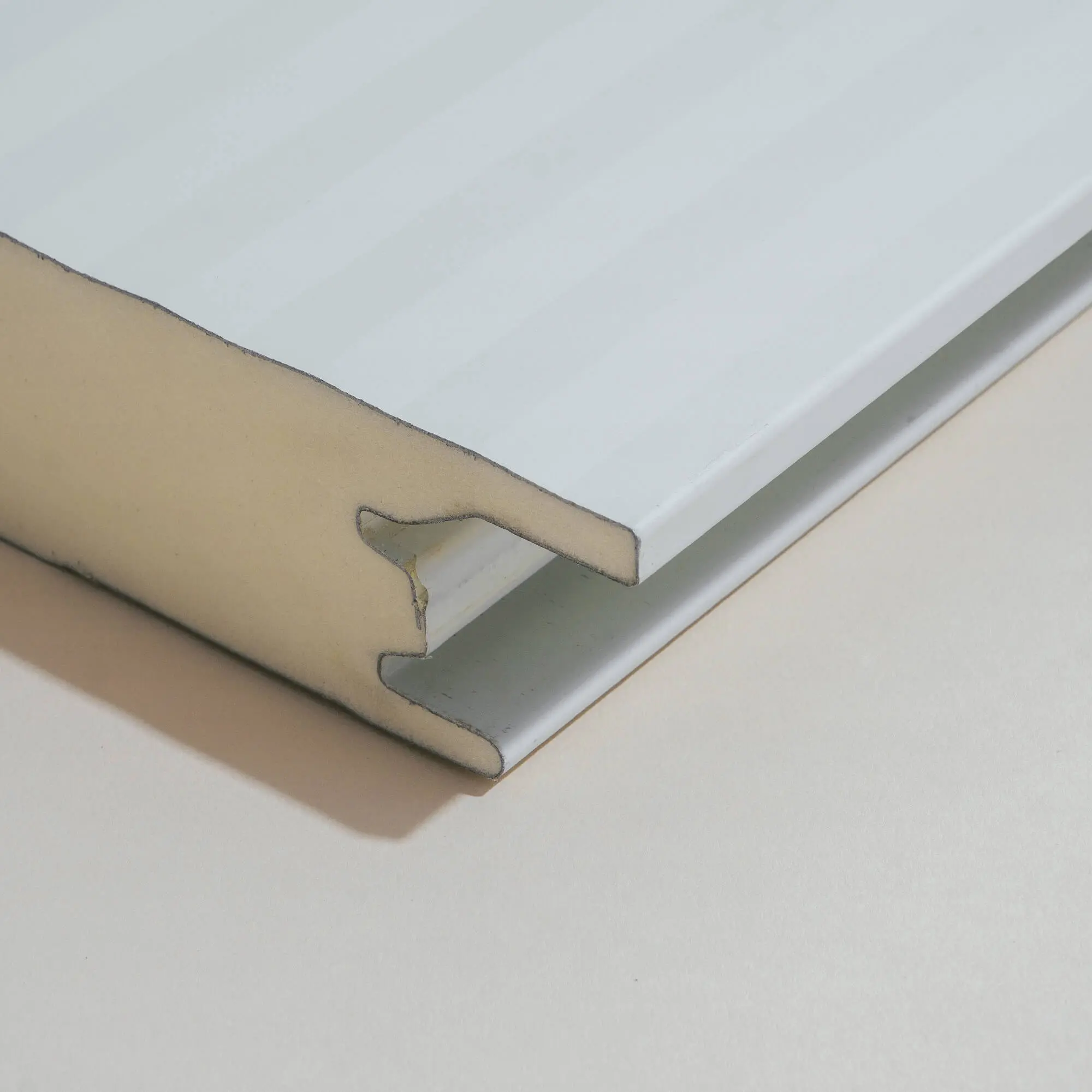 PANEL LÕI PU "TẤM GÂN" (LÕI POLYURETHANE)